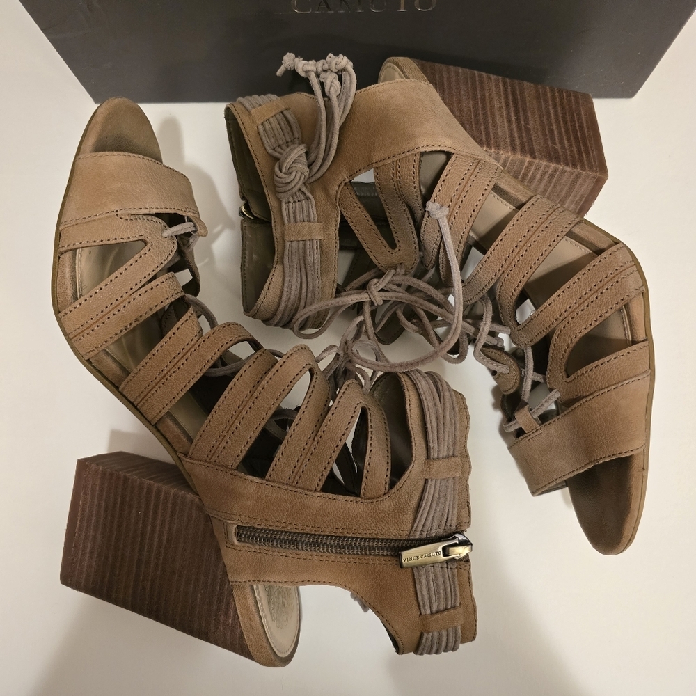 VINCE CAMUTO Tan Chunky Heel Laceup Sandals Tassles Detail Zipup Sides Size 11 - Picture 10 of 17